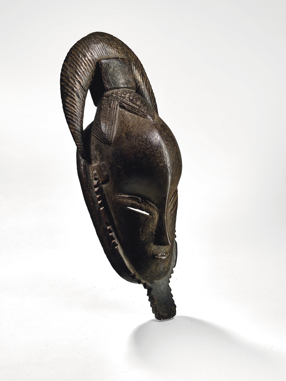 Christies - Baule mask